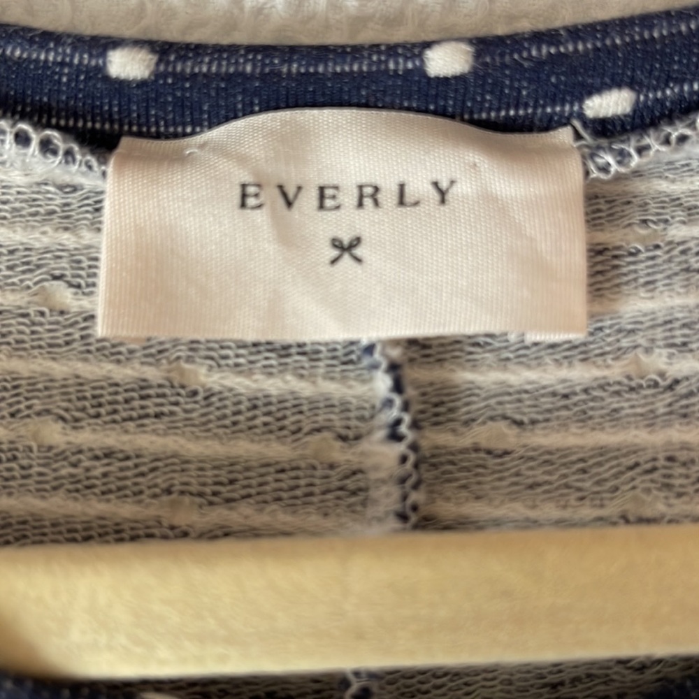 Everly Dress - Picture 3 of 4